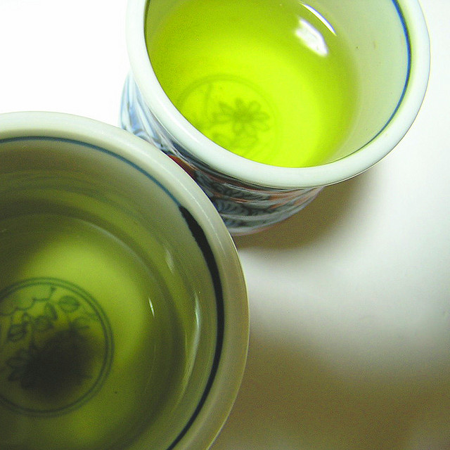 Six reasons to start a day with a cup of green tea