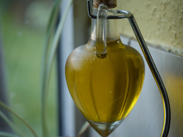 Seven best oils for healthy glowing skin