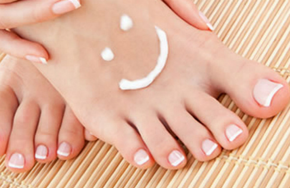 Summer hand and foot care tips