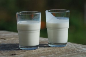buttermilk right and milk left 300x201 - 10 Health Benefits of Buttermilk