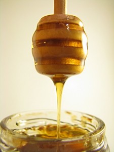 health benefits of honey and milk