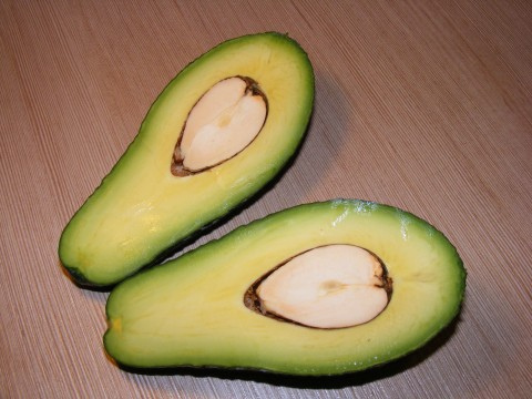 Homemade avocado face packs