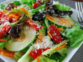5 yummy summer salads to keep you hydrated