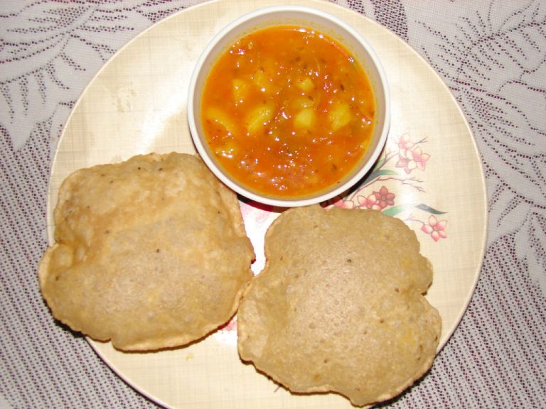 Besan Puri Recipe For Breakfast