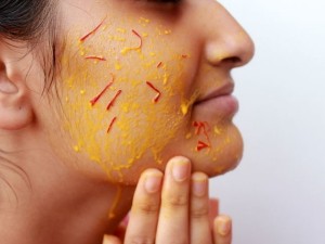 7 tips To Use Saffron For A Radiant Skin