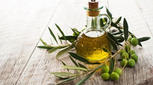 remove makeup with olive oil