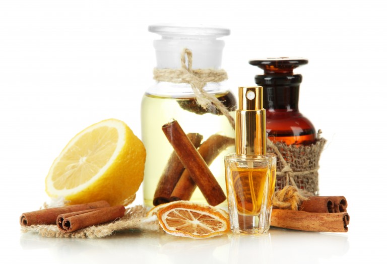 Use oils to Prevent acne and cleanse oily skin