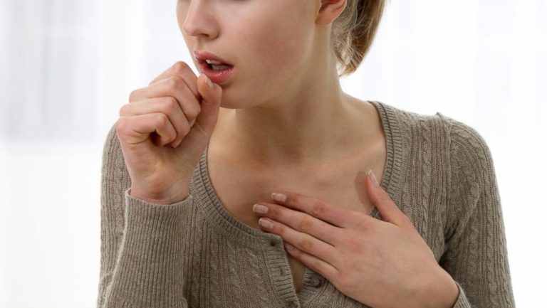 Dry Hacking Cough: Symptoms and Natural remedies