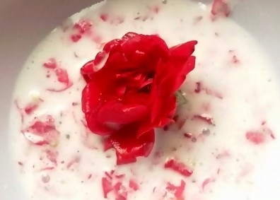 Amazing Rose Petal Face Pack For Glowing Skin