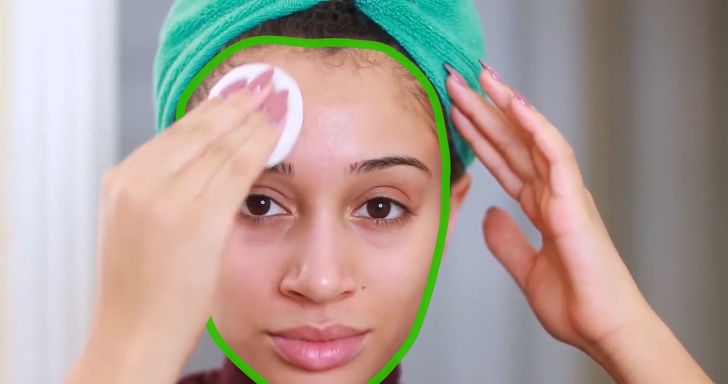 8 Tips to use Waterproof makeup
