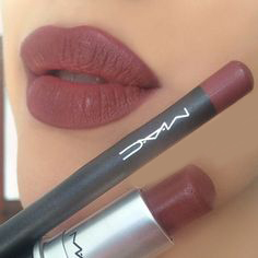 3 - Here's Maroon 7- The Seven Best Shades of Maroon lipstick