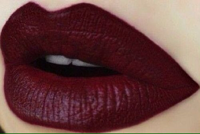 Here’s Maroon 7- The Seven Best Shades of Maroon lipstick