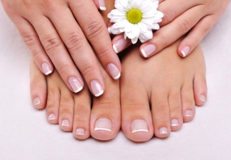 Creative French Pedicure At Home In An Affordable Price