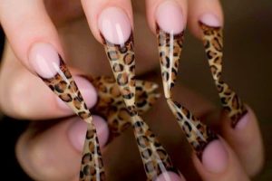4 300x200 - Best Animal print nail art designs for you
