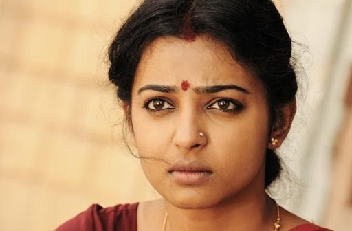 Pictures Of Radhika Apte without Makeup