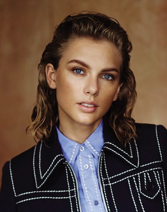 Taylor Swift Without Makeup