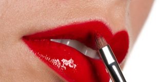 How to Wear Matte Lipstick