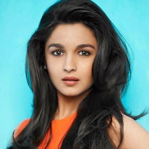 Alia Bhatt Without Makeup Pictures