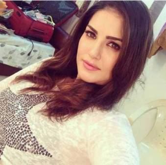 Sunny Leone Pictures Without Makeup