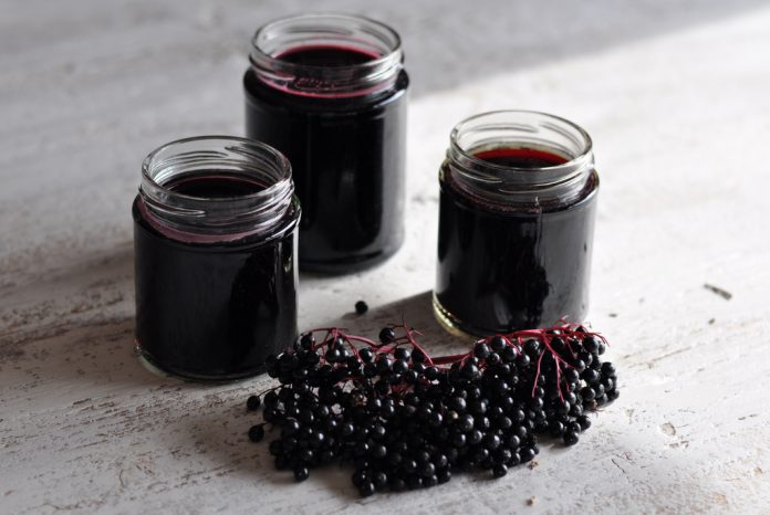 DIY Homemade Elderberry Syrup Recipe