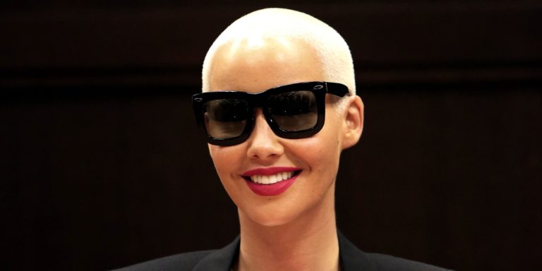 Short and stunning hair styles  Of Amber Rose Hair