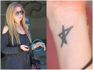 1 4 300x226 - Best Avril Lavigne's Tattoos For You!