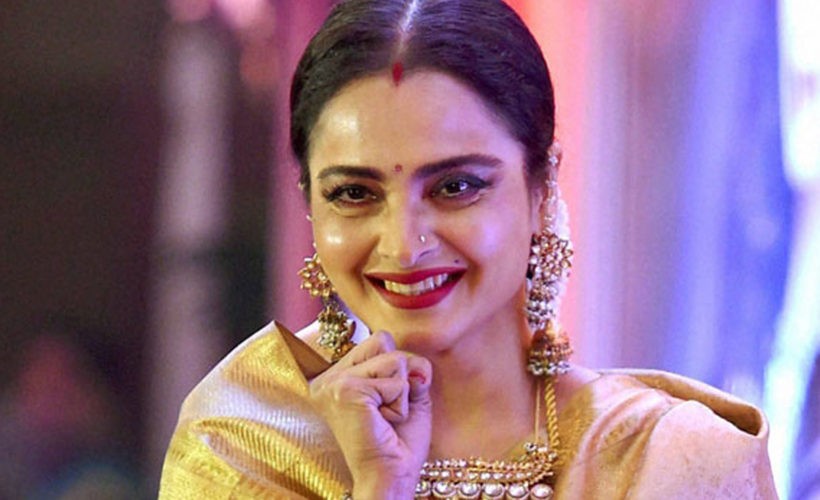 Indian Film Actress Rekha Beauty, Fitness Tips & Diet Plan