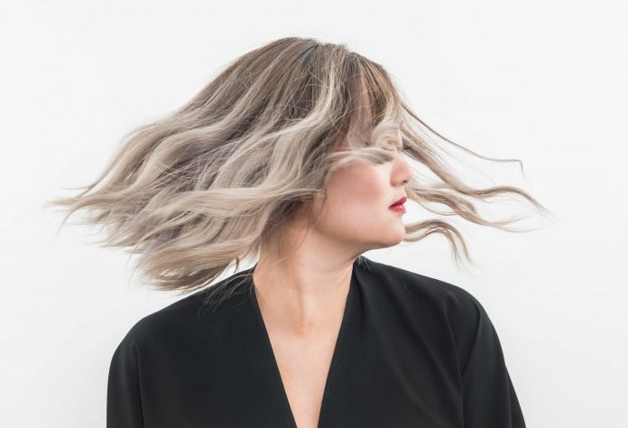 Simple Ways to Fix Gray Roots without Dye