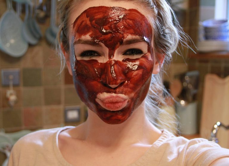 Home Made Red Wine Face masks for Skin Benefits