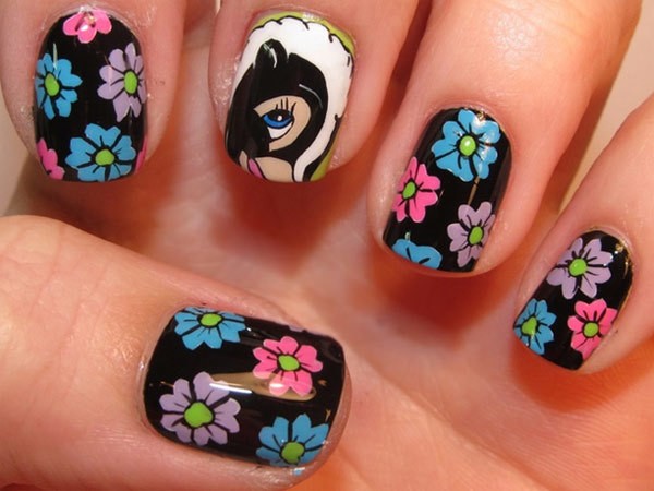 10 Amazing Hand Painted Nail Art Designs