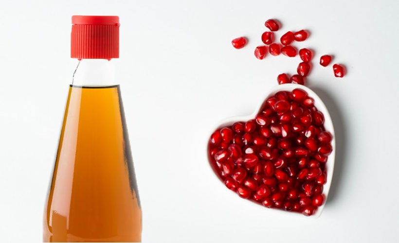 8 Incredible Benefits & Uses of Pomegranate Seed Oil 8 Incredible Benefits & Uses of Pomegranate Seed Oil