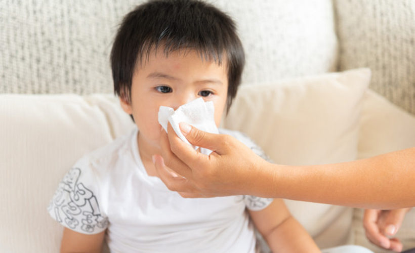 Hay Fever: 9 Natural Ways to Treat Seasonal Allergy Symptoms Hay Fever: 9 Natural Ways to Treat Seasonal Allergy Symptoms
