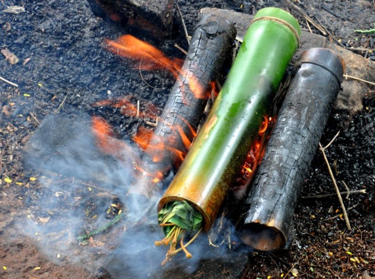 How to Prepare Bamboo Chicken Recipe Village Style?