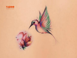 5 Creative and Fashionable Bird Tattoos for Women 