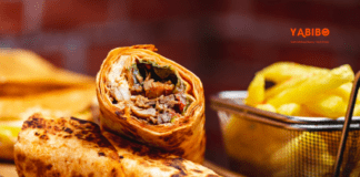 15 Yummy Street Food of India Everyone Must Try
