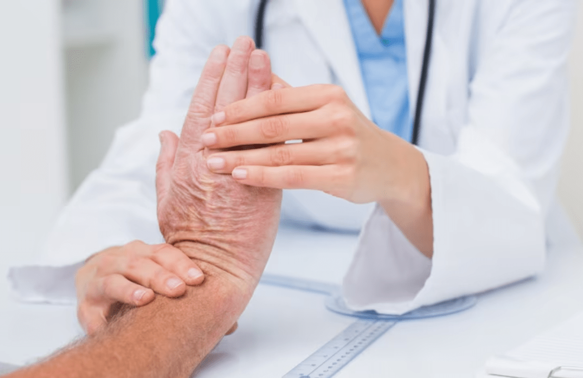 What are some common rheumatology symptoms?